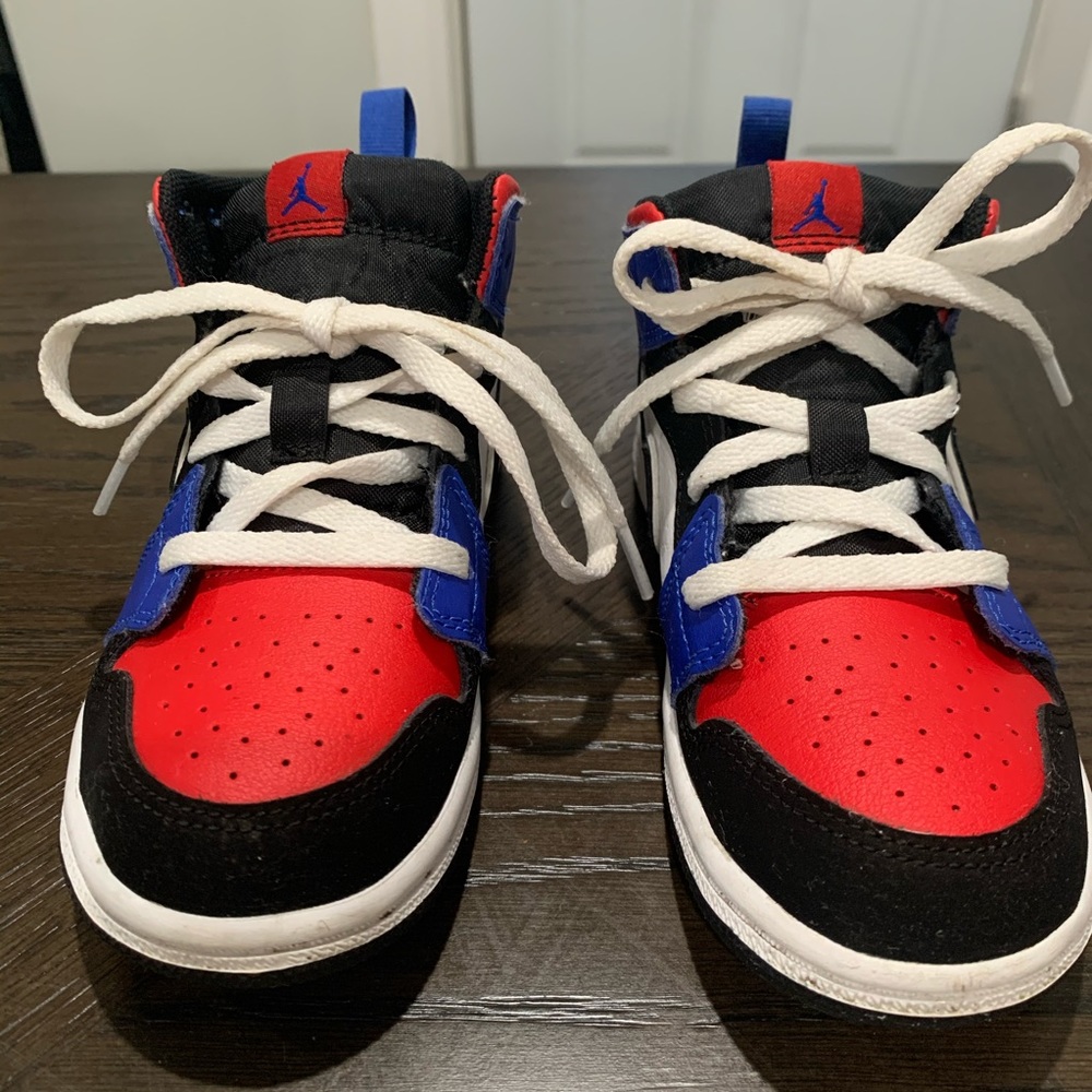 Toddler Jordan 1’s